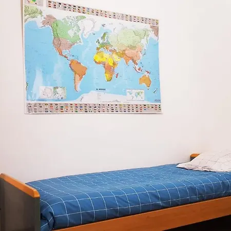 Accommodatie bij particulieren Habitacion, Salita Y Bano Privado, Reate Lbi00466