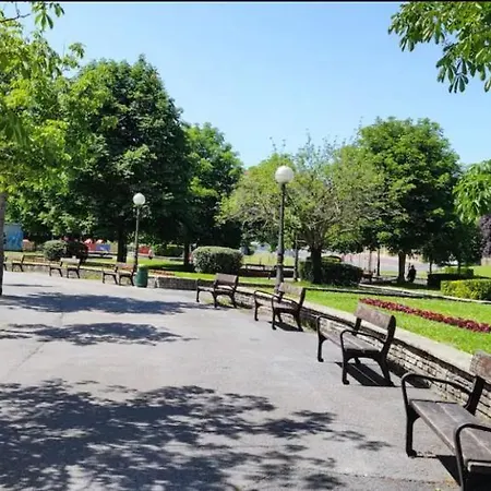 Habitacion, Salita Y Bano Privado, Reate Lbi00466 ホームステイ