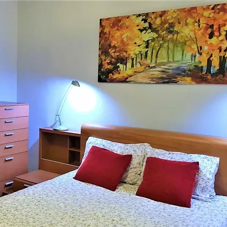 ホームステイ Habitacion, Salita Y Bano Privado, Reate Lbi00466