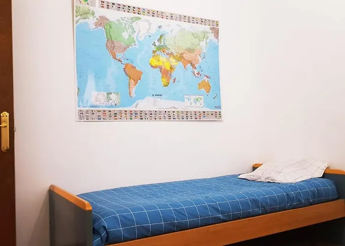 Homestay szállás Habitacion, Salita Y Bano Privado, Reate Lbi00466