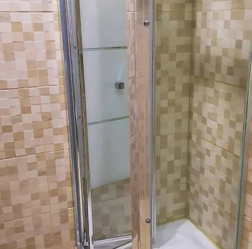 Habitacion, Salita Y Bano Privado, Reate Lbi00466 Homestay szállás