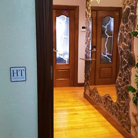 בית אירוח Habitacion, Salita Y Bano Privado, Reate Lbi00466 *