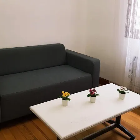Habitacion, Salita Y Bano Privado, Reate Lbi00466 Homestay